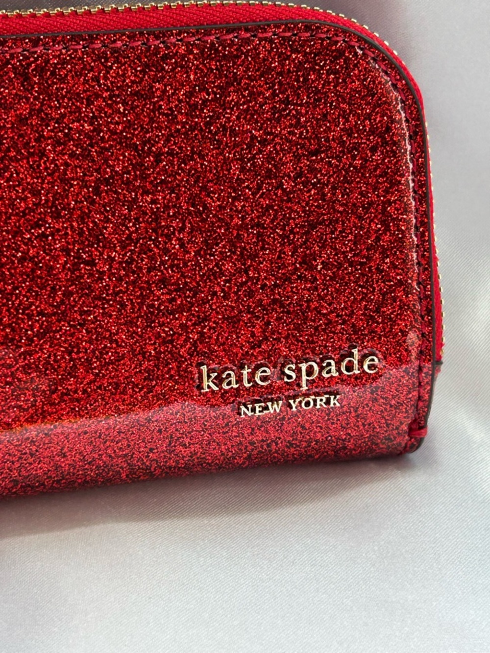 Kate Spade New York Detour Red Glitter Patent Leather Small Slim Bifold Wallet - Picture 2 of 7